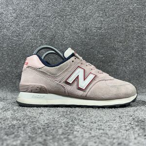 New Balance 574 WL574YP2 Women’s Size 7.5 Pink Athletic Running Shoes Used